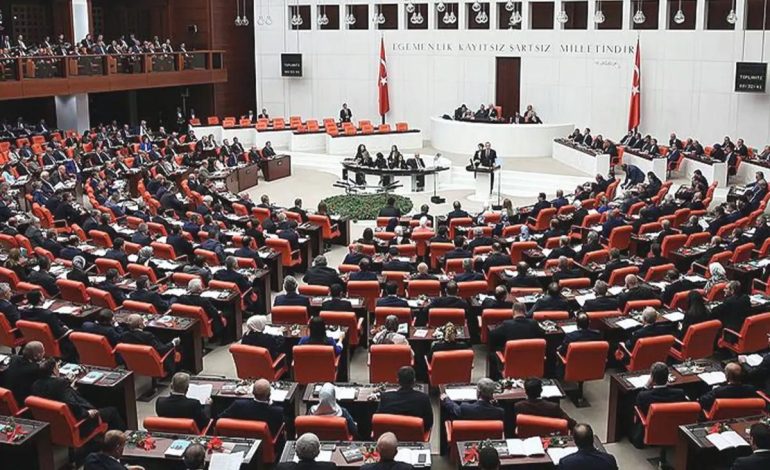 Nüfusu 5 bin ve üzerinde olan yerlerde belediye kurulabilecek