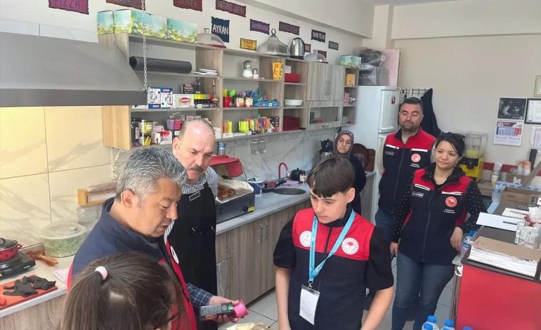 Okullarda Genç Gıda Denetçisi Projesi Uygulandı