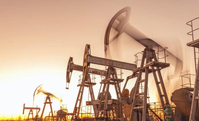 OPEC+ kararı ile petrol tahminleri aşağı çekildi