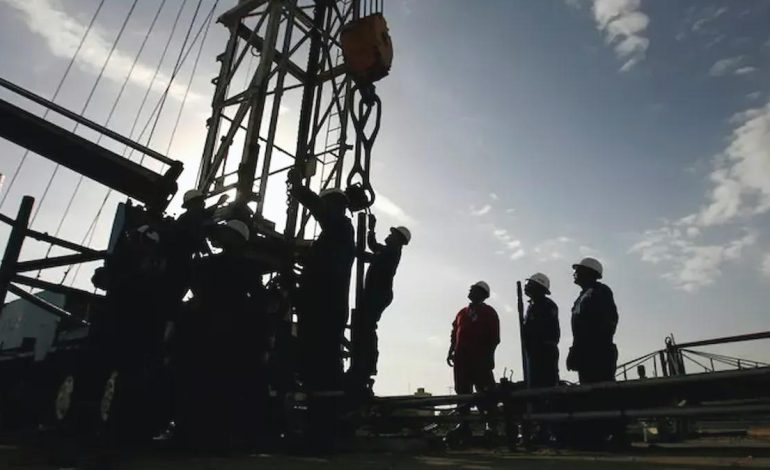 OPEC+ ülkeleri petrolde yeni üretim artışına hazırlanıyor