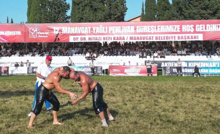 Orhan Okulu, Manavgat Yağlı Güreşleri’nde Başpehlivan Oldu