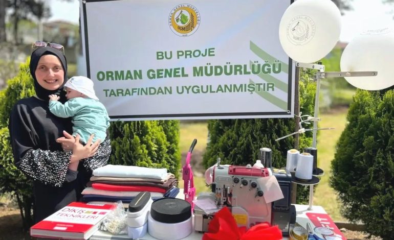 Orman köylüsü 11 kadınlara dikiş makinası