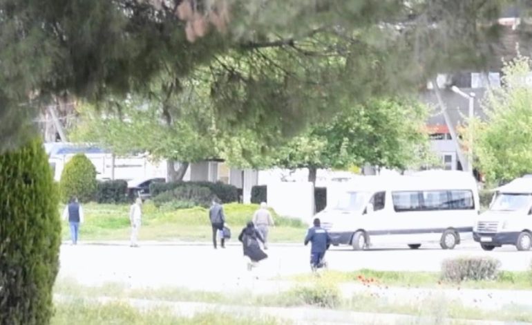 Osmaniye’de zabıta ile dilenciler arasındaki kovalamaca kameralara yansıdı