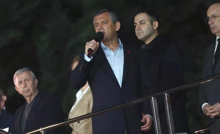 Özgür Özel: Diz Çökmeyeceğiz!