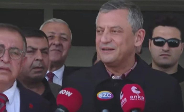 Özgür Özel saat 12.00’yi işaret etti: ‘Önemli mesajlarımız olacak’