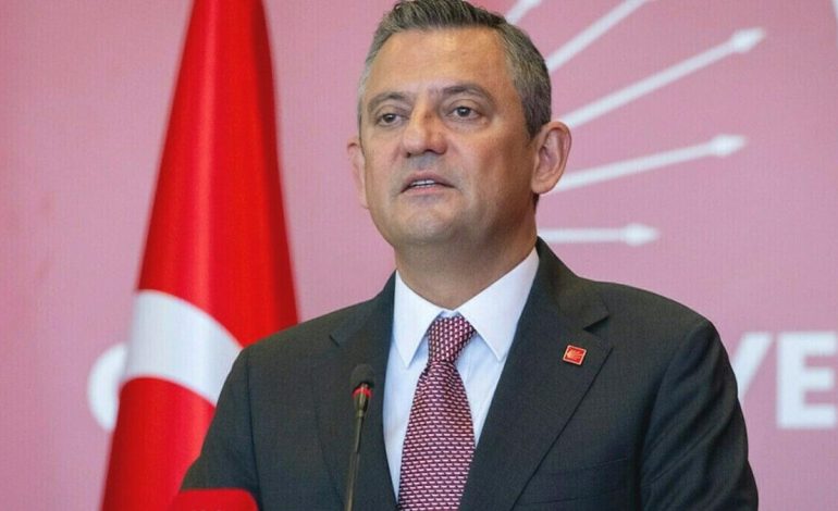 Özgür Özel’den 32 anneye telefon: Aralarında dikkat çeken isimler de var