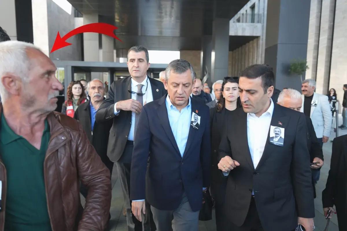 Özgür Özel’e saldıran kişinin kimliği belli oldu! 21 yıl önce çocuklarını öldürmüş