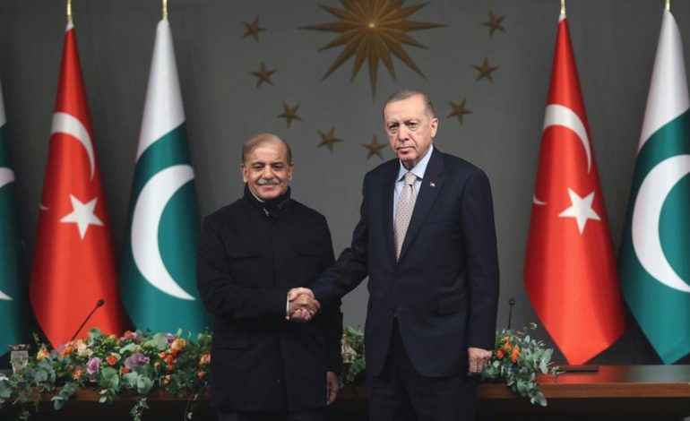 Pakistan Başbakanı Şahbaz Şerif: Türkiye’ye minnettarız