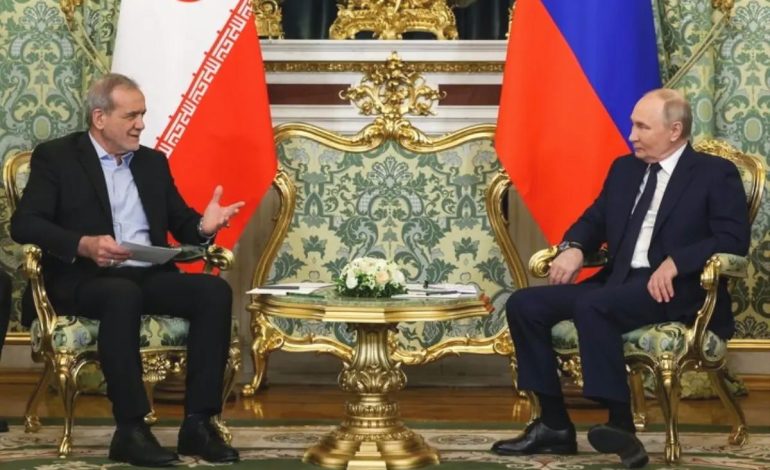 Putin ve Pezeşkiyan’dan İş Birliği Vurgusu