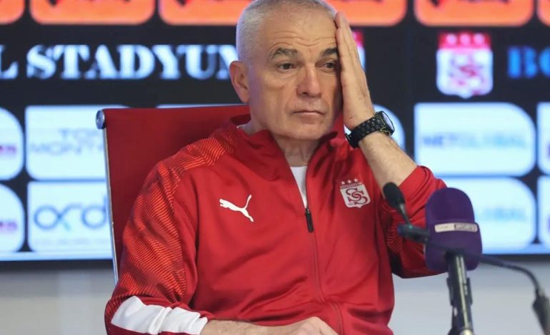 Rıza Çalımbay, Ümit Öztürk’e ateş püskürdü: O penaltıları 3 büyüklere vermesin de göreyim
