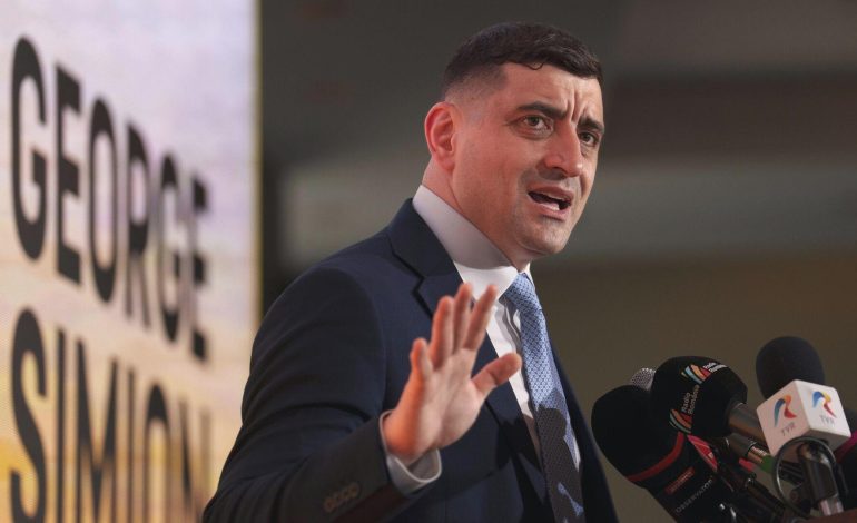 Romanya’daki seçim sonuçlarına itiraz etmişti: Anayasa Mahkemesi’nden Simion’a ret