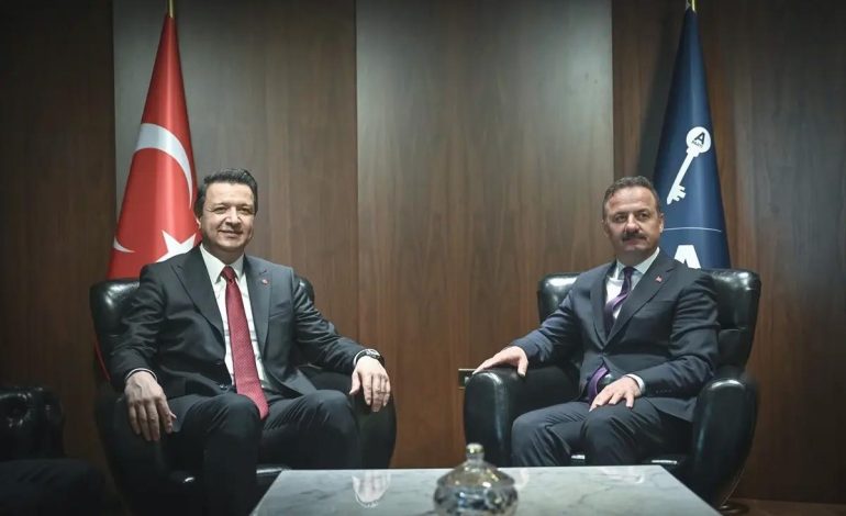 Saadet ve Anahtar Partisi Liderlerinden Verimli Toplantı