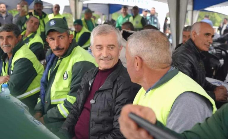 Şahinbey Belediye Başkanı 1 Mayıs’ı Halaylarla Kutladı