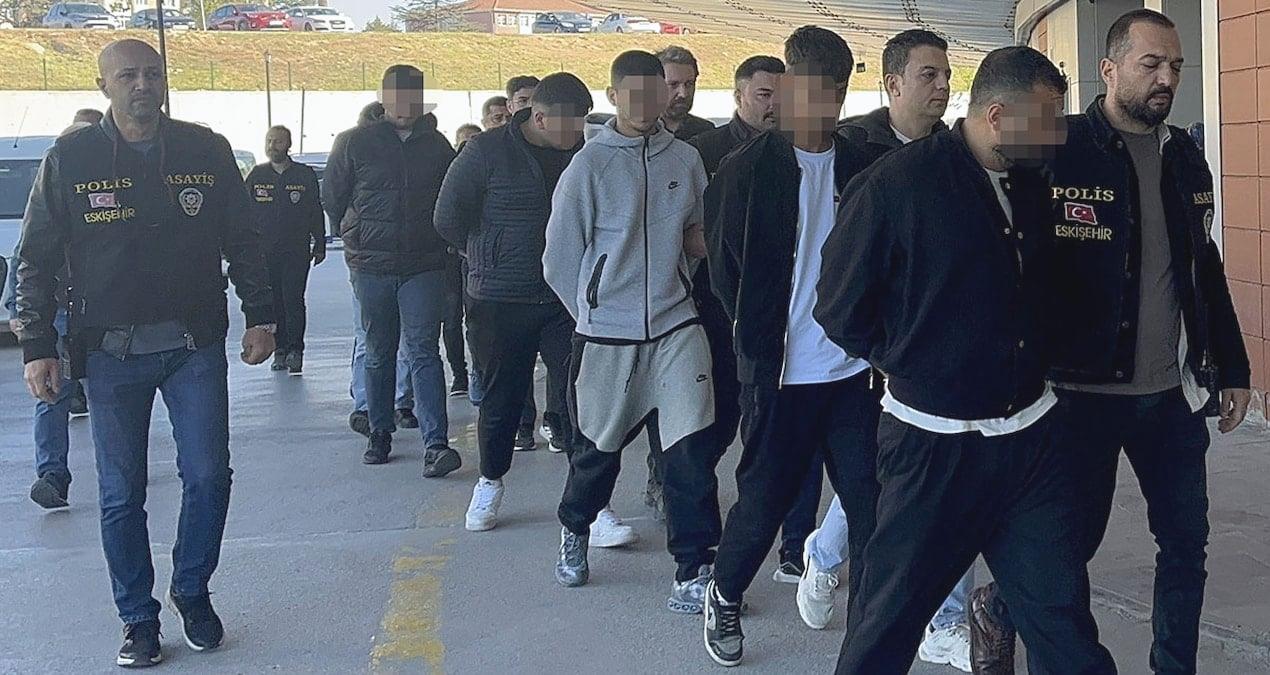 Sahte gram altın operasyonu: 3 ilde 8 kişi gözaltına alındı