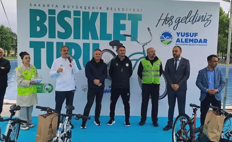 Sakarya’da Trafik Haftası Bisiklet Turu