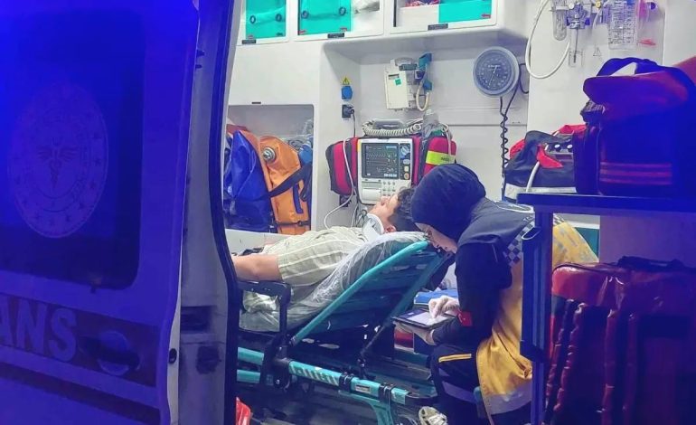 Sakarya’da Trafik Kazası: 3 Yaralı