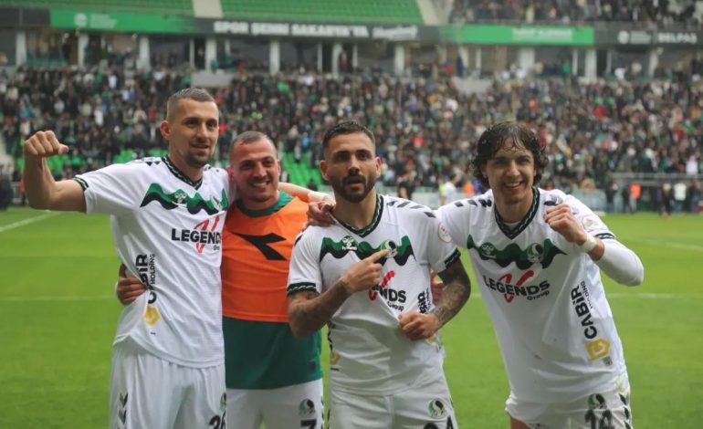 Sakaryaspor, Esenler Erokspor’u 2-0 Yendi