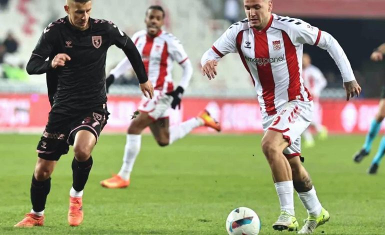 Samsunspor-Sivasspor Maçında VAR Jonas Hansen