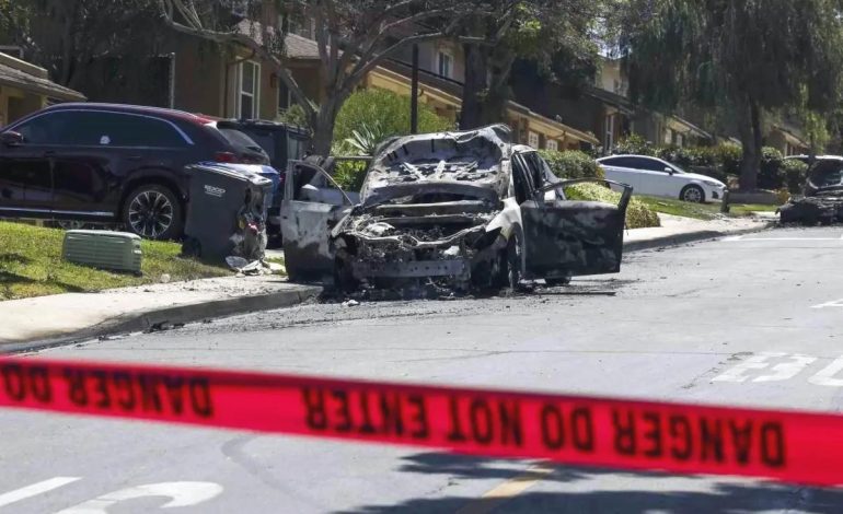 San Diego’da Küçük Uçak Kazasında İki Kişi Hayatını Kaybetti