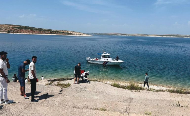 Şanlıurfa’da suda yüzen 32 kişiye 94 bin TL para cezası
