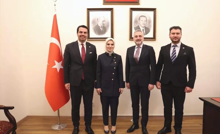 Sarıçam, Bakanları Ziyaret Etti