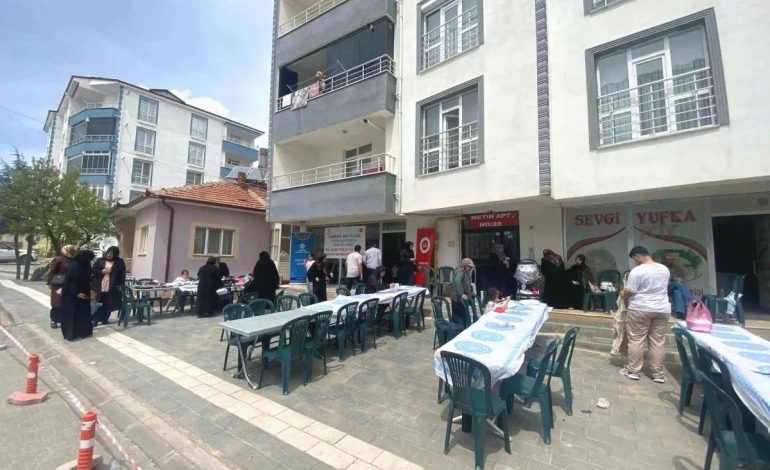 Sarıkaya’da Kudüs İçin Hayır Çarşısı