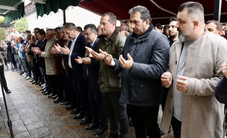 Seher Tekelioğlu Son Yolculuğuna Uğurlandı