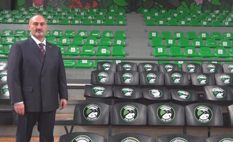 Selçuk Ernak, Polonya’da normal sezonun “En iyi başantrenörü” oldu
