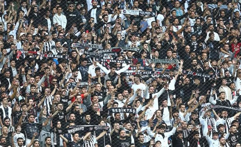 Serdal Adalı Beşiktaş’taki ilk ayrılığı duyurdu