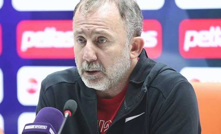 Sergen Yalçın’dan Galatasaray eleştirisi: ‘Tam bir fiyasko’