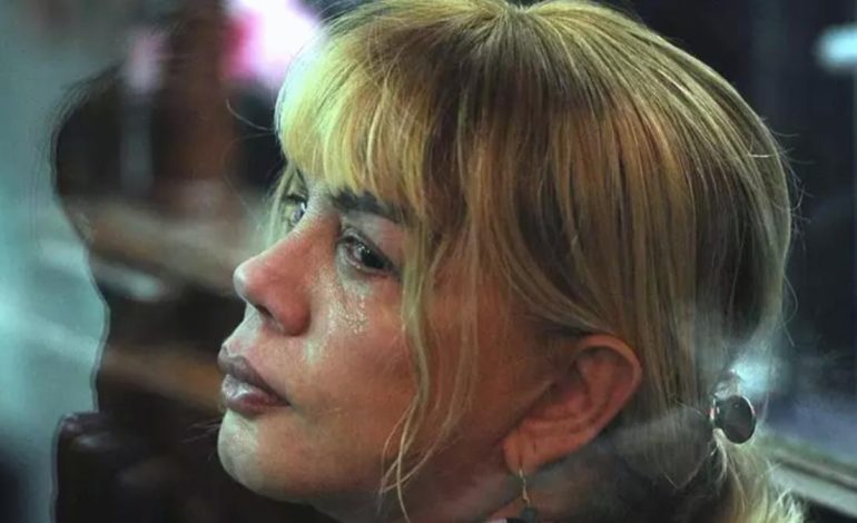 Sezen Aksu dostu Sırrı Süreyya Önder’i kaybettikten sonra saçlarını kesti