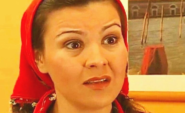 ‘Sihirli Annem’in ‘Firuze’si önce sitem etti, sonra geri adım attı