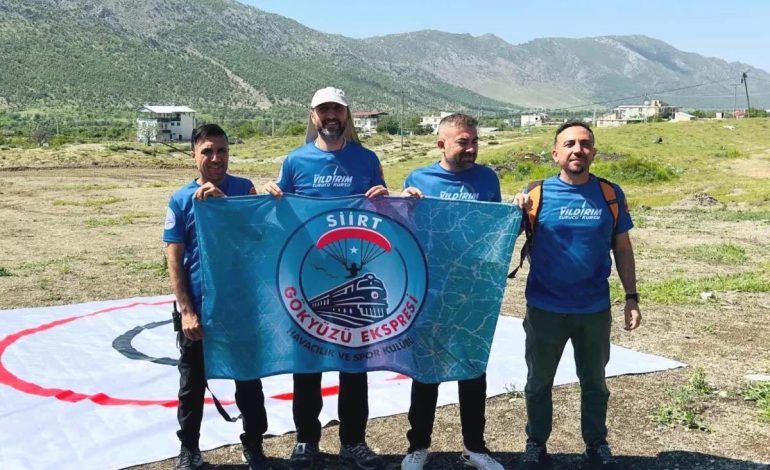 Siirtli yamaç paraşütü sporcusu şampiyon oldu
