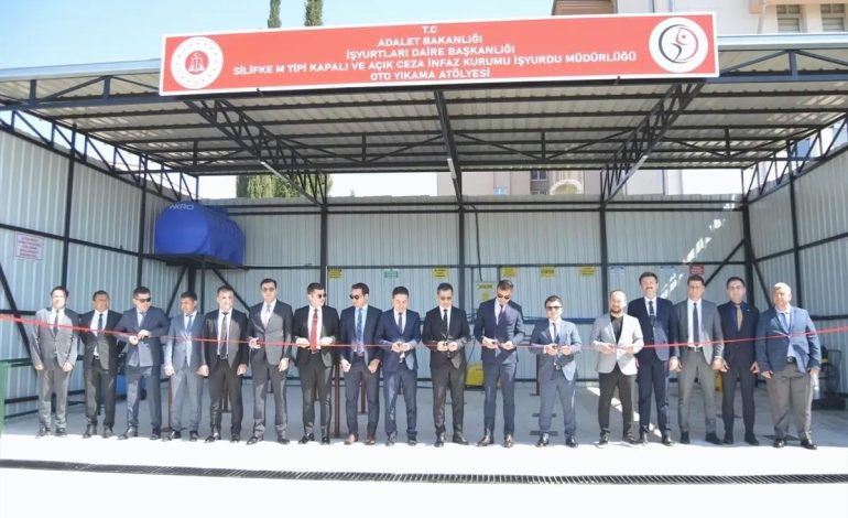 Silifke Adliyesinde Oto Yıkama İşletmesi Açıldı
