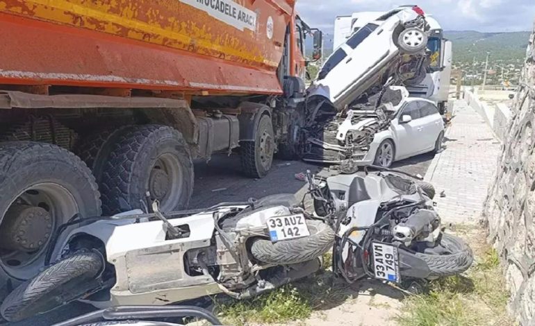 Silifke’de eşi görülmemiş kaza: 13 motosiklet ve 2 otomobili ezdi
