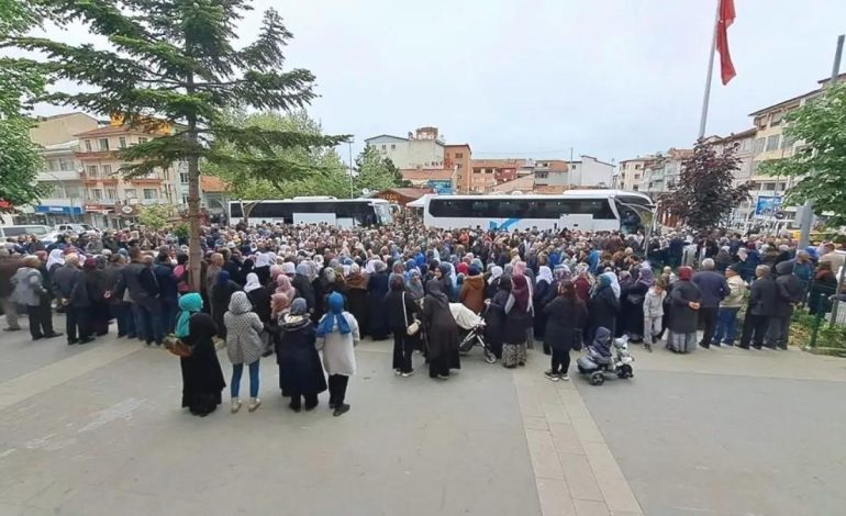 Simav’dan 80 Hacı Adayı Uğurlandı