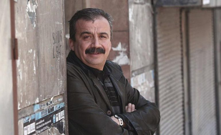 Sırrı Süreyya Önder hayatını kaybetti