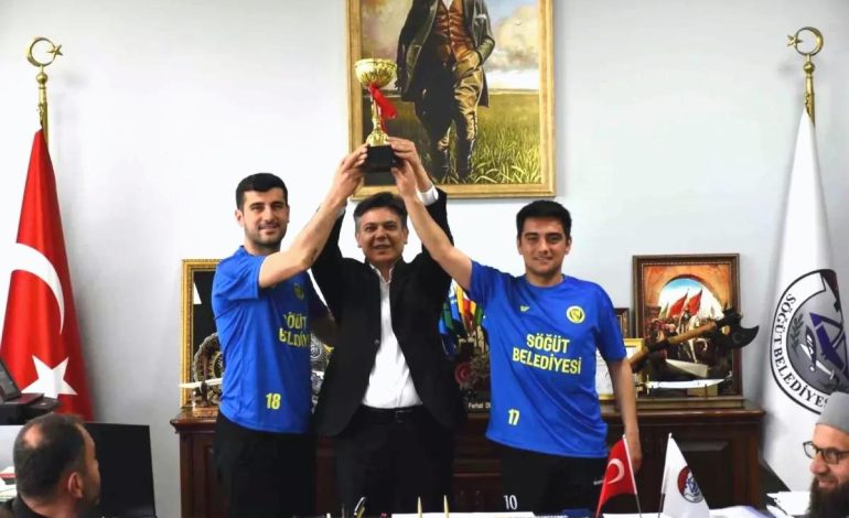 Söğütspor’un BAL’a Yükselişi Bilecik’te Kutlandı