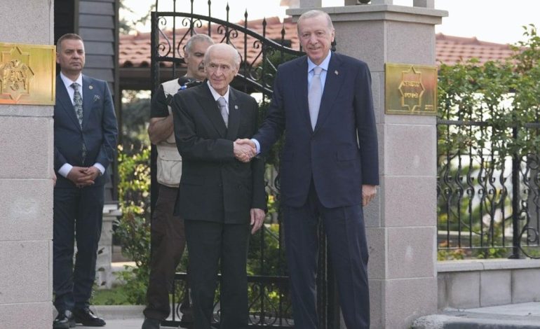 Son anketten çarpıcı sonuçlar: AKP ve MHP seçmeni yeni ‘sürece’ ikna oldu mu?