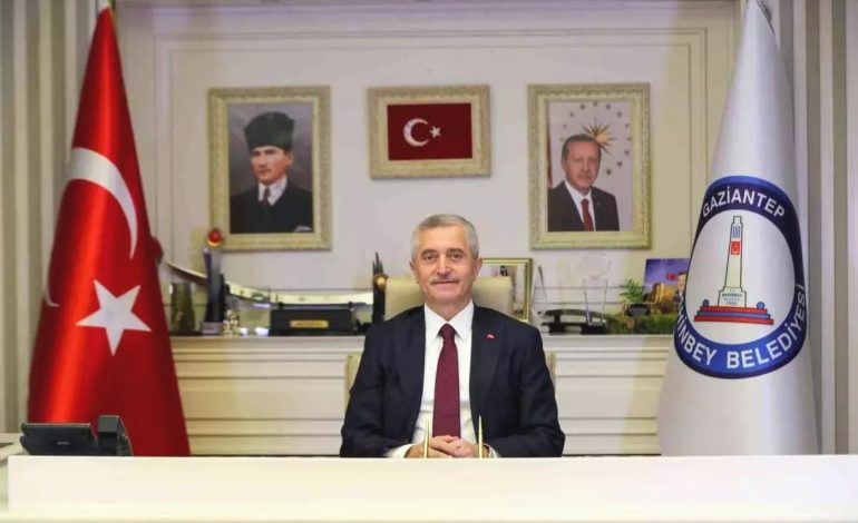 Tahmazoğlu, Anneler Günü’nü kutladı