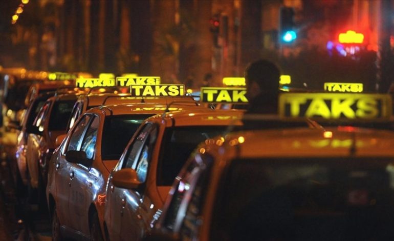 Taksicilerde yeni dönem: Yeni nesil ödeme kaydedici cihaz kullanmak zorunluluğu