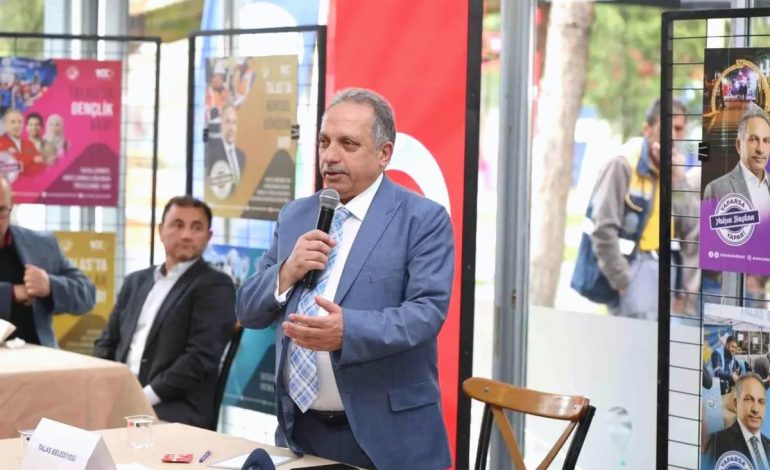 Talas’ta ‘Vatandaş Soruyor, Başkan Cevaplıyor’ Etkinliği