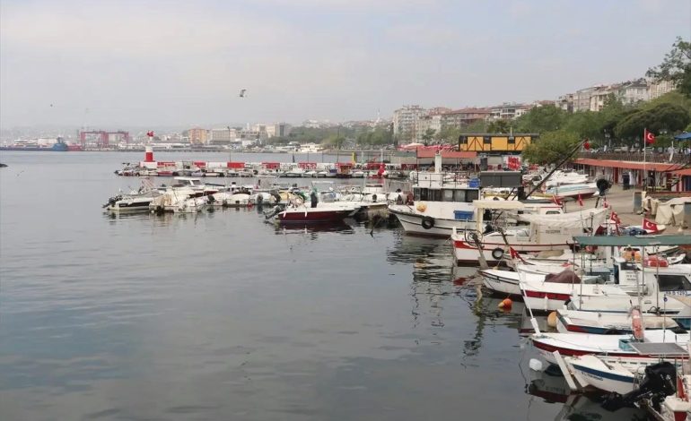 Tekirdağ’da Poyraz Geçti, Deniz Ulaşımı Normale Döndü