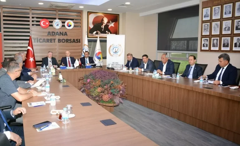 TMO Genel Müdürü Adana’da Hasat Değerlendirmesi Yaptı