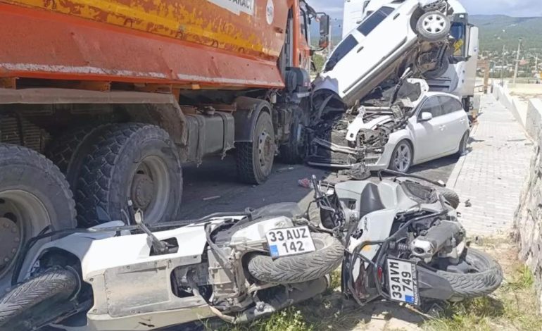 Tosmurlu Mahallesi’nde Kamyon Kazası
