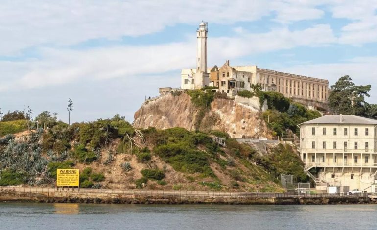 Trump, Alcatraz Hapishanesini Yeniden Açıyor
