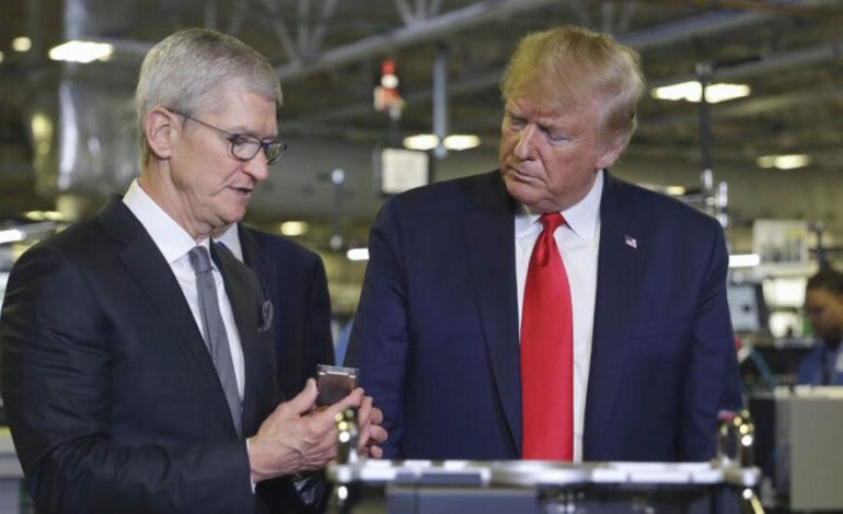 Trump, Apple’ın Hindistan’da üretmesini istemiyor