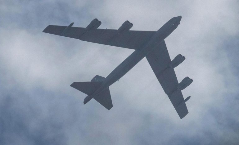 Trump İran’ı bombalamakla tehdit etmişti: ABD, B-52 uçaklarını Hint Okyanusu’ndaki üsse aktardı