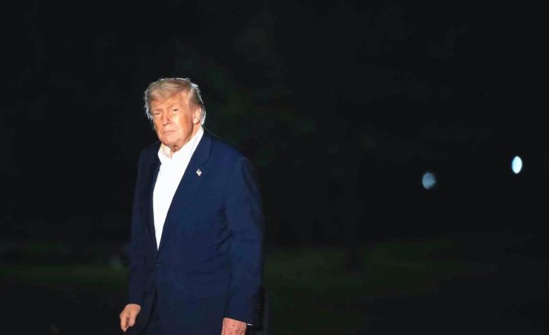 Trump, Putin ve Zelenskiy ile Görüşecek