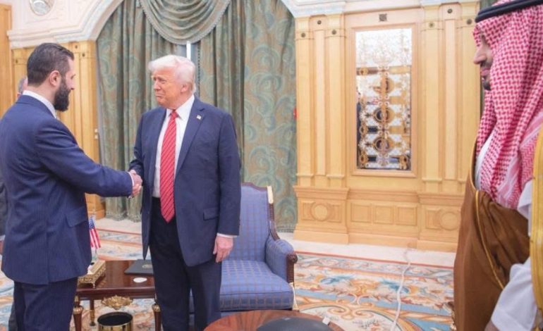 Trump-Şara görüşmesinden ilk kareler